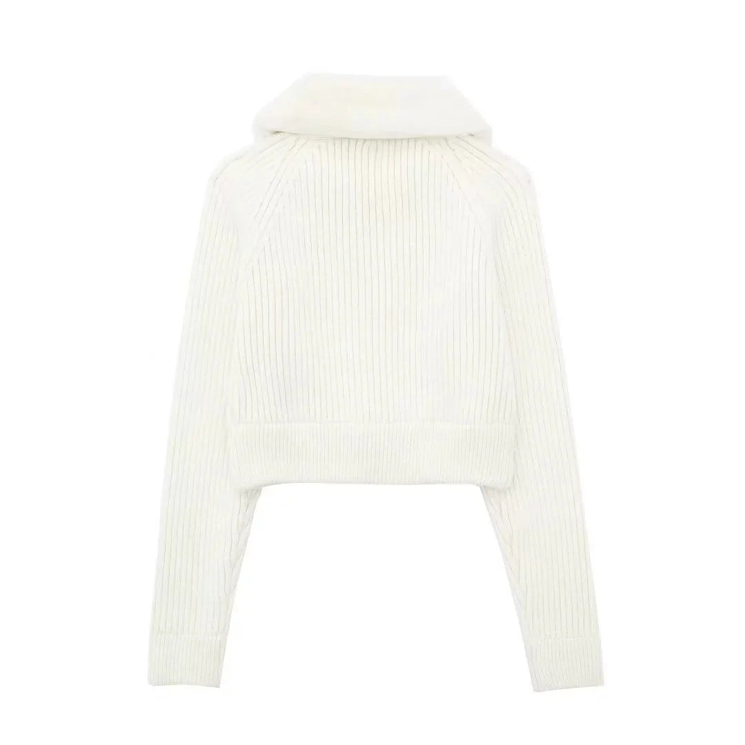 REALMEFIT  -  Astrid Faux Fur Crop Knitted Jacket