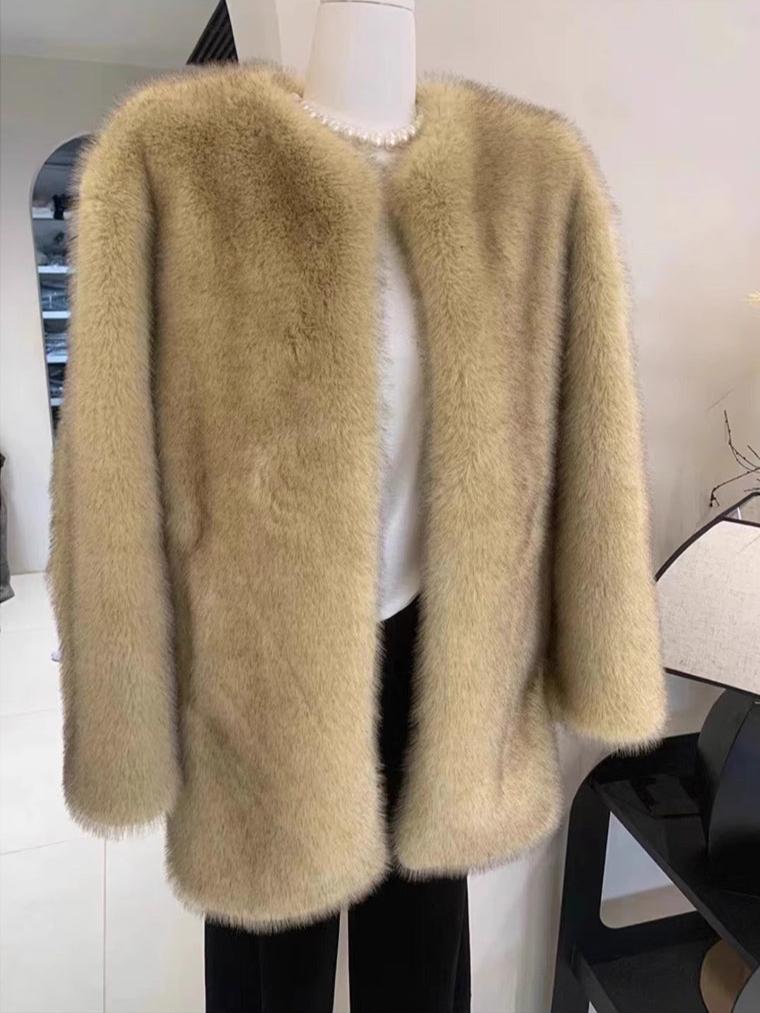 REALMEFIT  -  Kloey Faux Fur Plush Coat