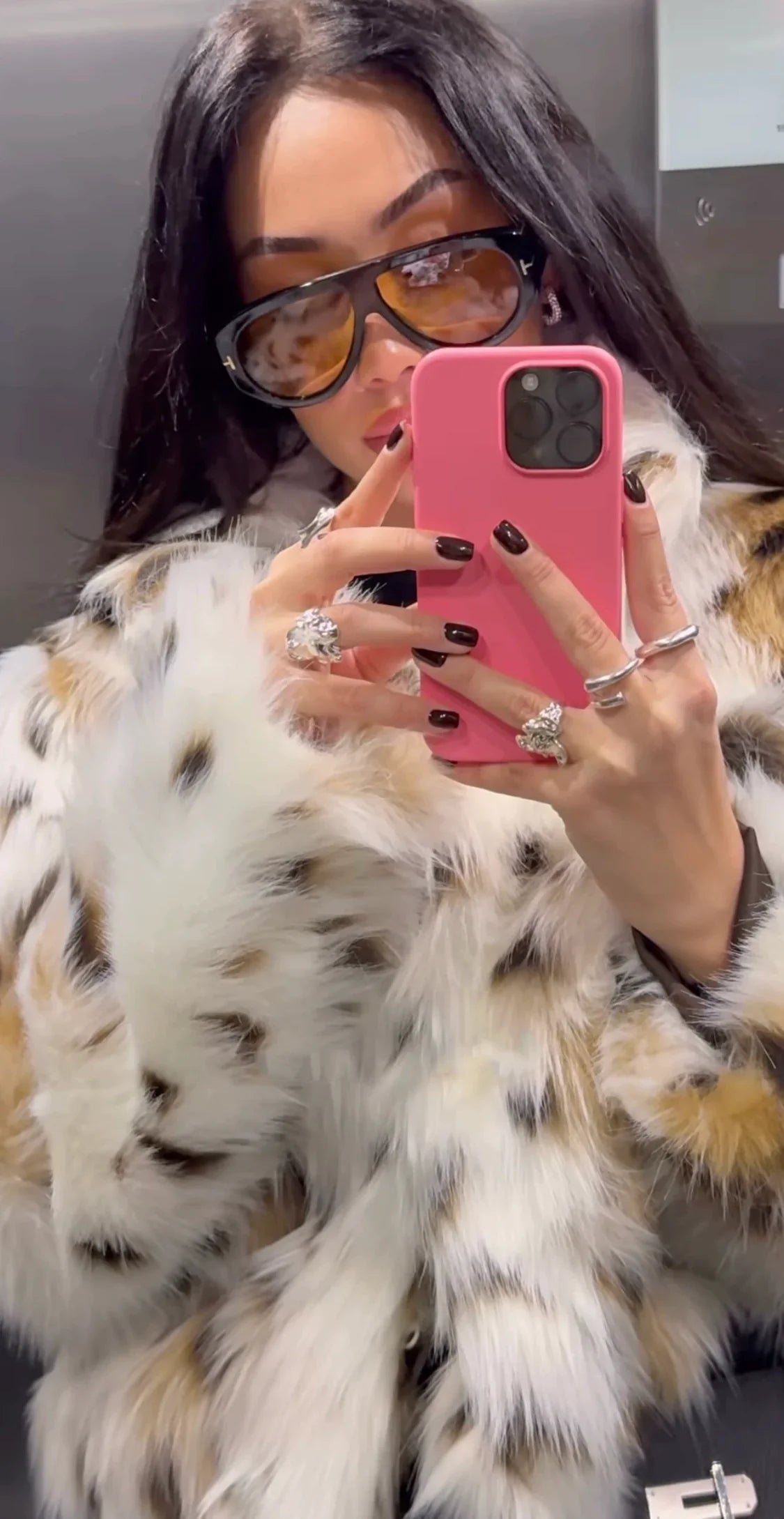 REALMEFIT  -  Enya Leopard Faux Fur Coat