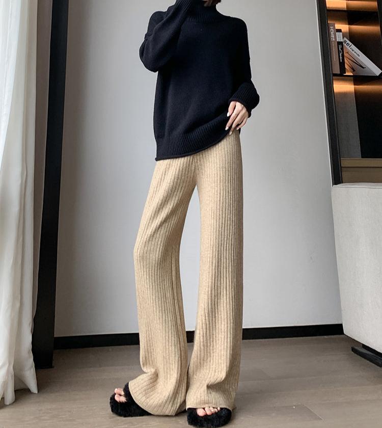 REALMEFIT  -  Zoya Ribbed Knit Button Pants