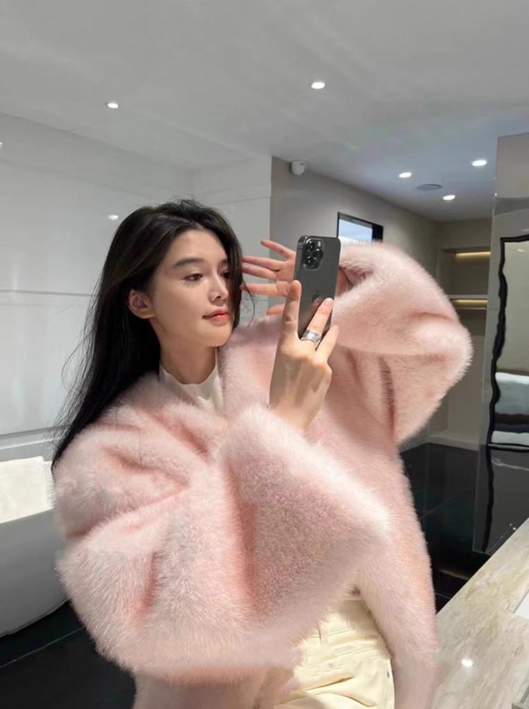 REALMEFIT  -  Kloey Faux Fur Plush Coat