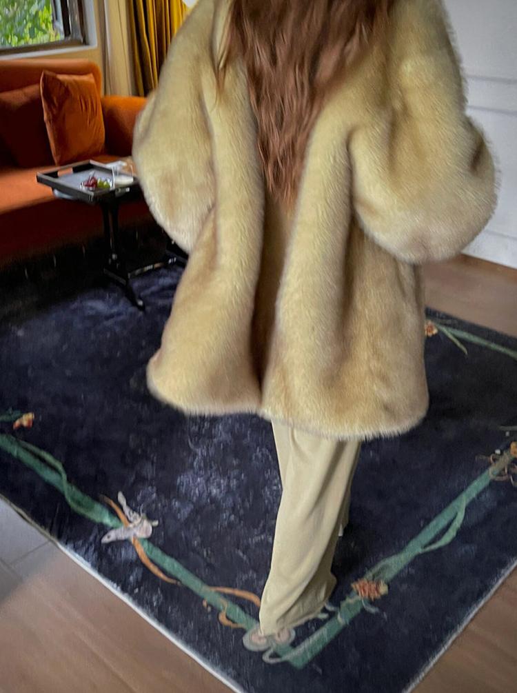 REALMEFIT  -  Kloey Faux Fur Plush Coat